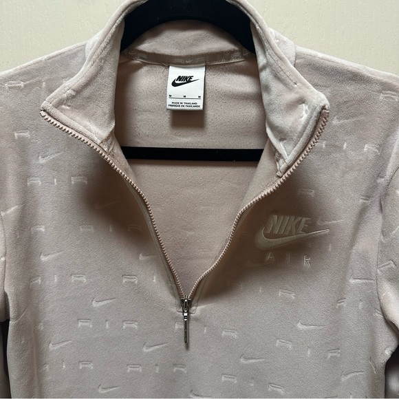 Nike velour 3/4 zip top - Picture 2 of 3